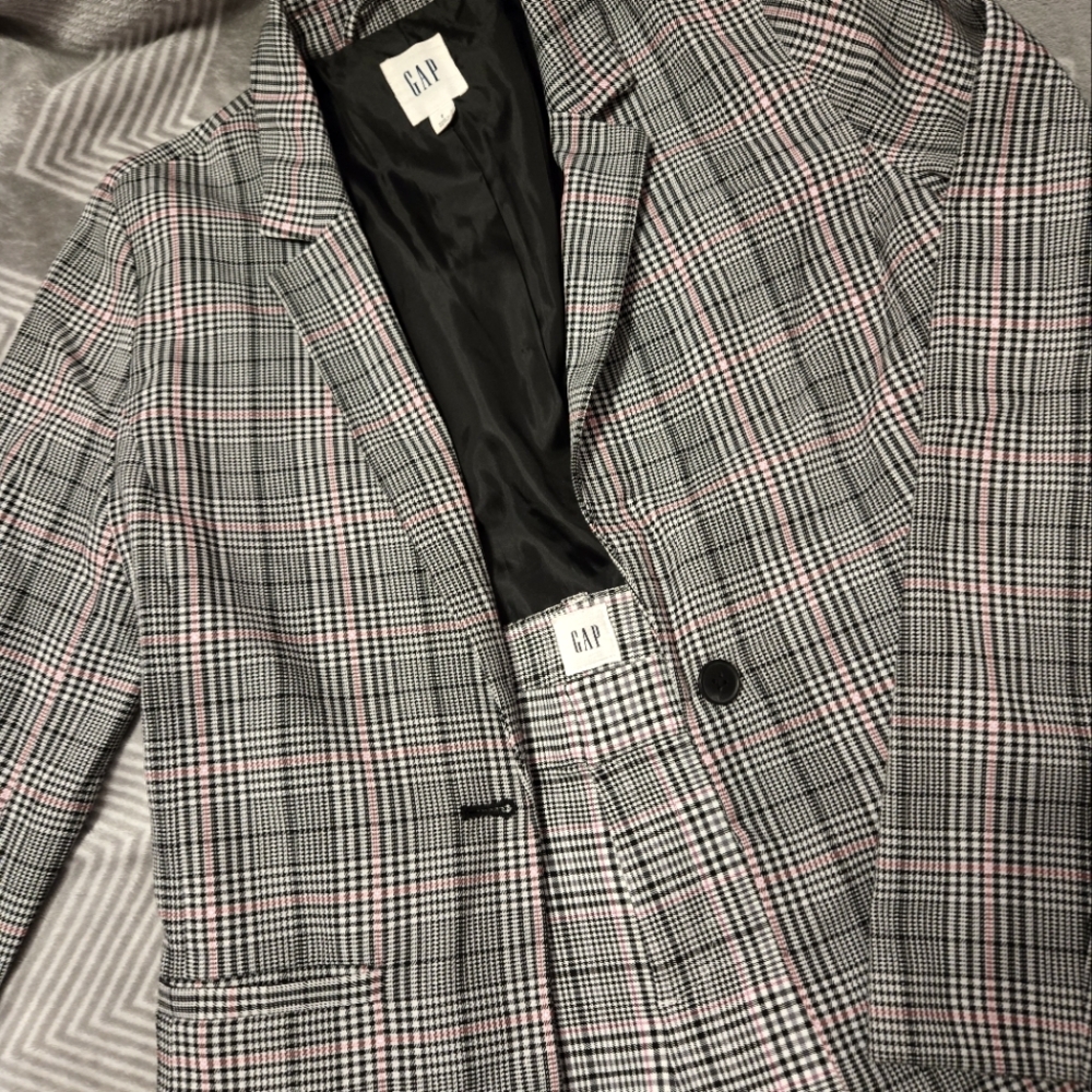 GAP Women's Suit Set
